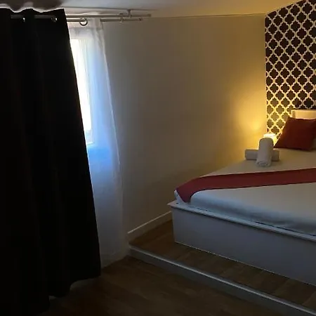 Brandao House Hostel Caparica