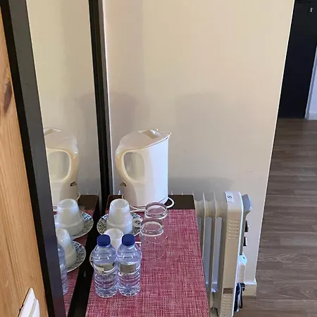 Brandao House Hostel *