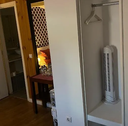 Brandao House Hostel