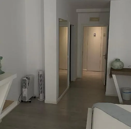 Brandao House Hostel